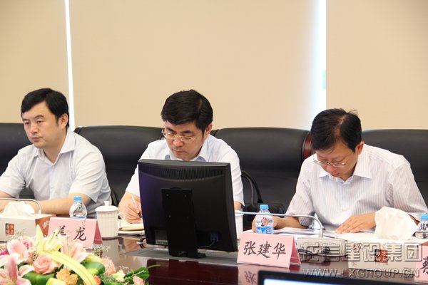 市委书记姜龙到优惠活动办理大厅集团调研转型升级事情_优惠活动办理大厅有限公司-衡宇修建工程总承包|全装修品牌向导者|国家住宅工业化基地