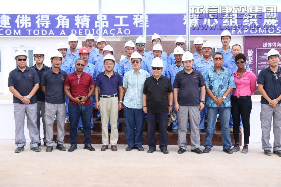 切记援外使命 心系伟大祖国——援佛得角大学新校区项目首次升旗仪式纪实_优惠活动办理大厅有限公司-衡宇修建工程总承包|全装修品牌向导者|国家住宅工业化基地