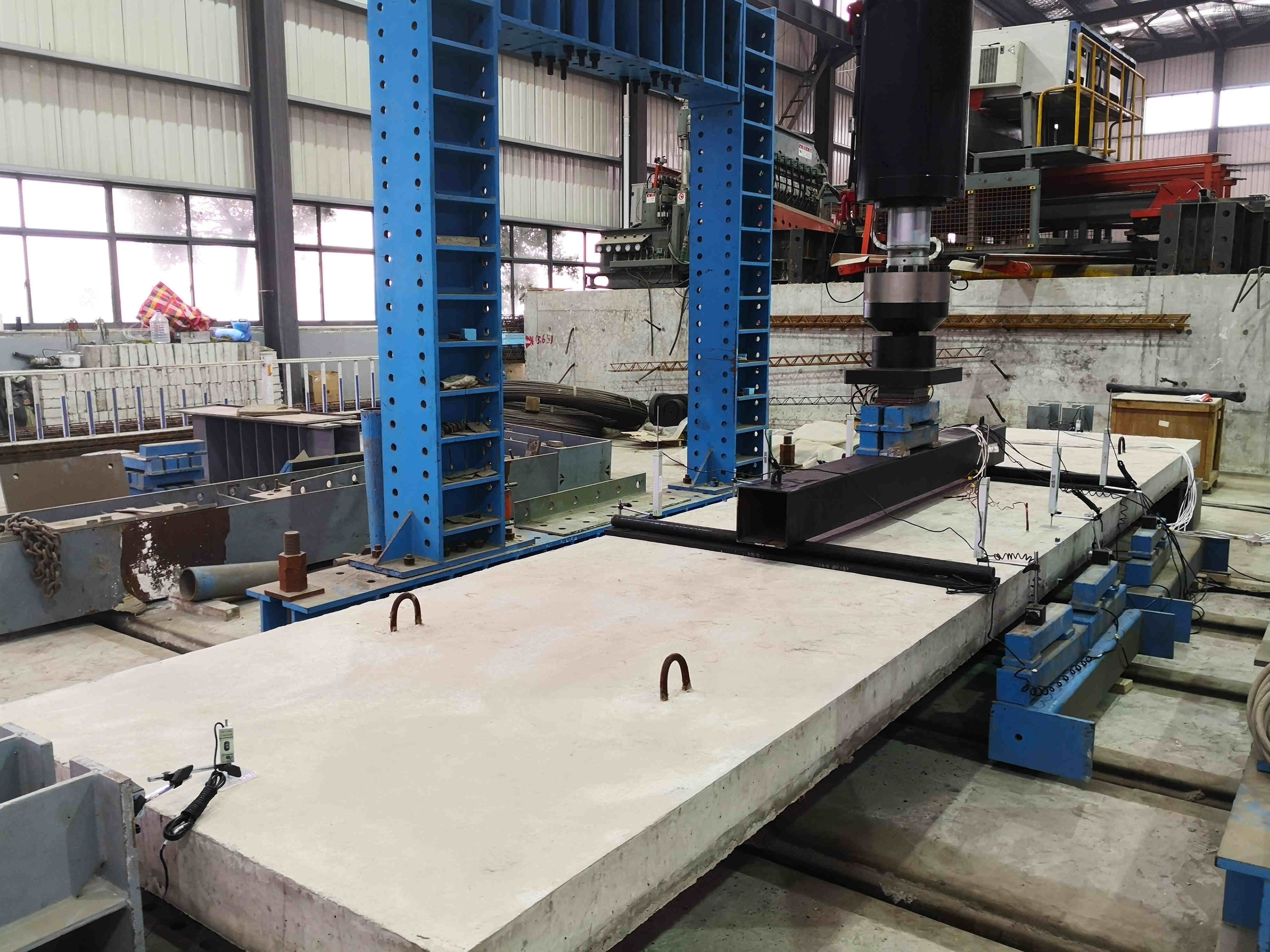 优惠活动办理大厅集团“四边不出筋钢筋桁架预制底板混凝土叠合板研发与应用”项目荣获2024年度“建华工程奖”二等奖_优惠活动办理大厅有限公司-衡宇修建工程总承包|全装修品牌向导者|国家住宅工业化基地